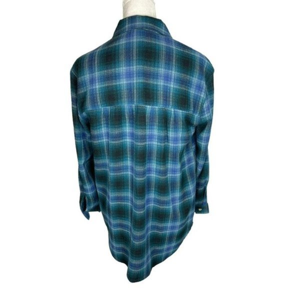 BEACH lunch lounge plaid longsleeved shirt size xs - Picture 2 of 5